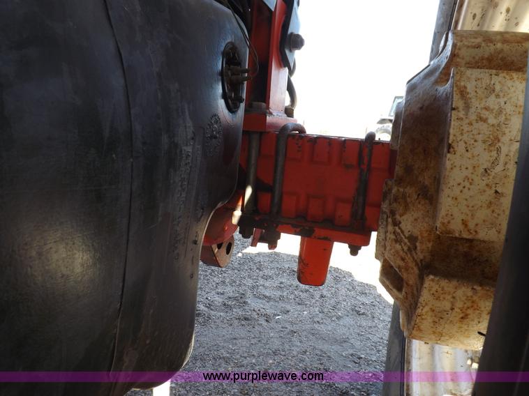 image for item I9104 1997 New Holland 7740SL MFWD tractor