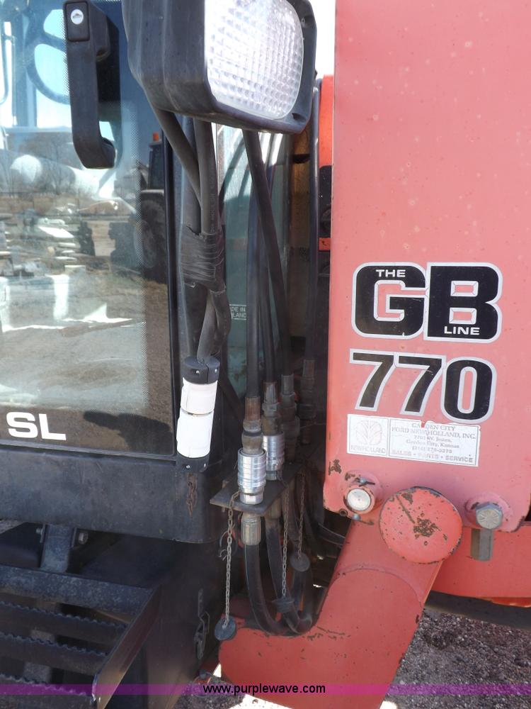 image for item I9104 1997 New Holland 7740SL MFWD tractor