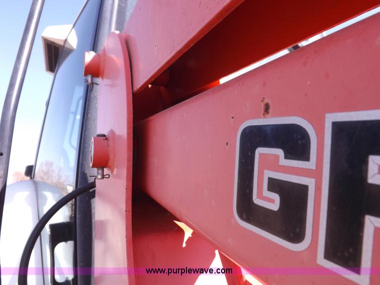 image for item I9104 1997 New Holland 7740SL MFWD tractor