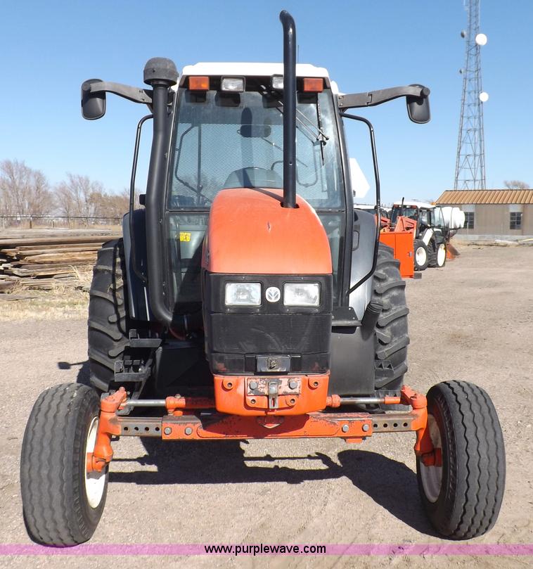 image for item I9105 1999 New Holland TS100 tractor