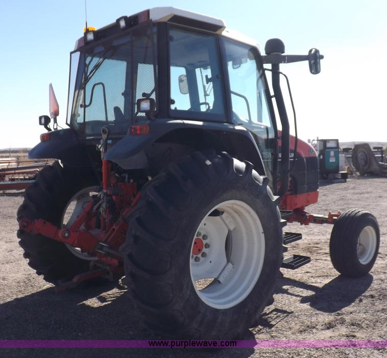 image for item I9105 1999 New Holland TS100 tractor