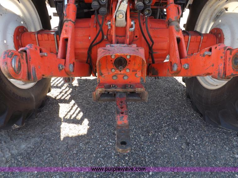 image for item I9105 1999 New Holland TS100 tractor