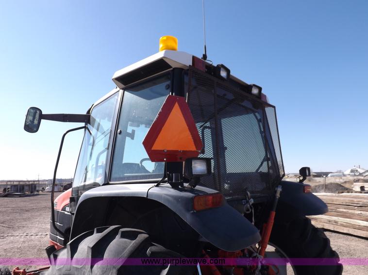 image for item I9105 1999 New Holland TS100 tractor