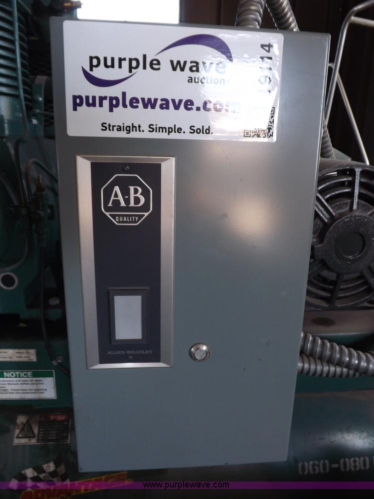 image for item I9114 2001 Champion HRA15-12 horizontal air compressor