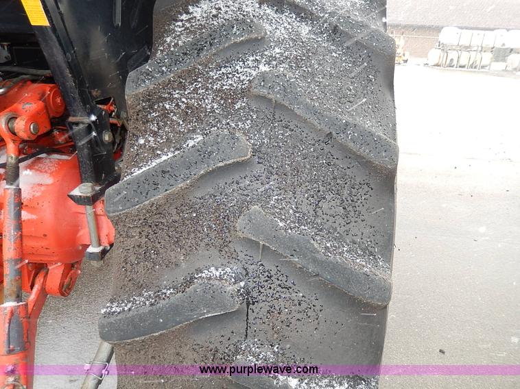 image for item I9350 1999 New Holland TS100 tractor