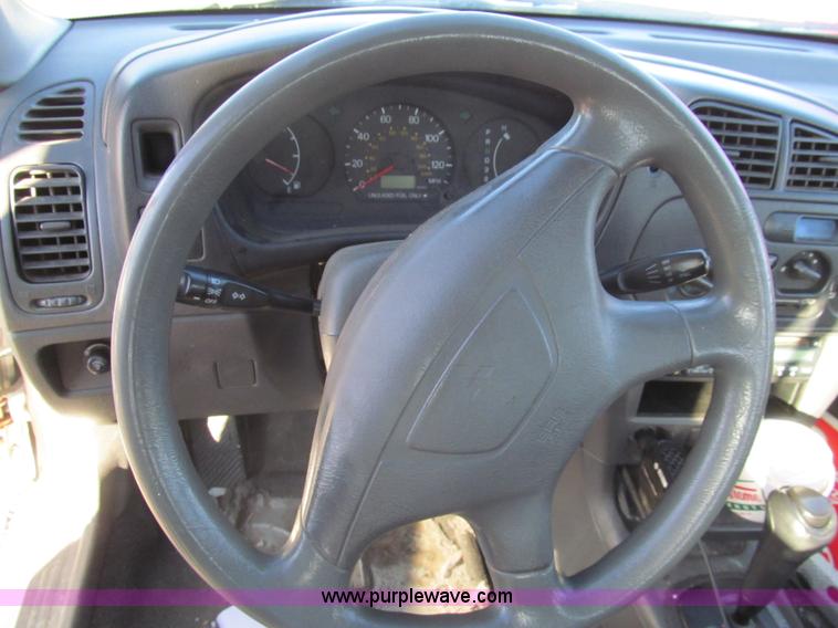 image for item AY9879 2001 Mitsubishi Mirage ES