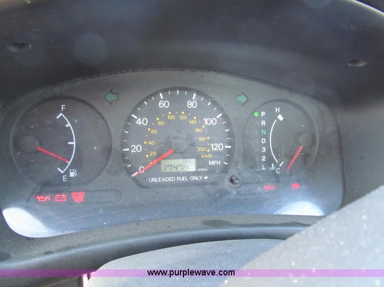 image for item AY9879 2001 Mitsubishi Mirage ES