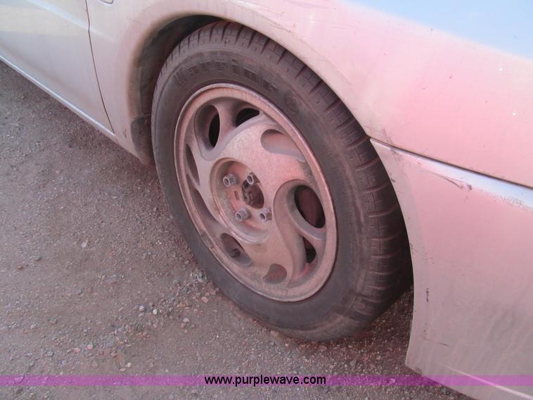 image for item AY9879 2001 Mitsubishi Mirage ES