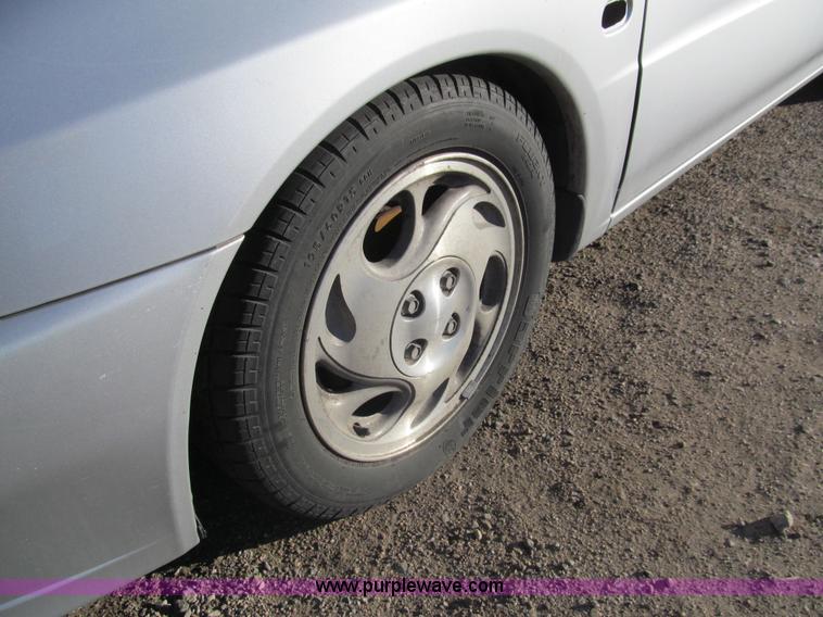 image for item AY9879 2001 Mitsubishi Mirage ES