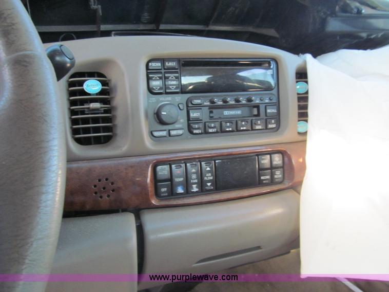 image for item AY9882 2000 Buick LeSabre Limited