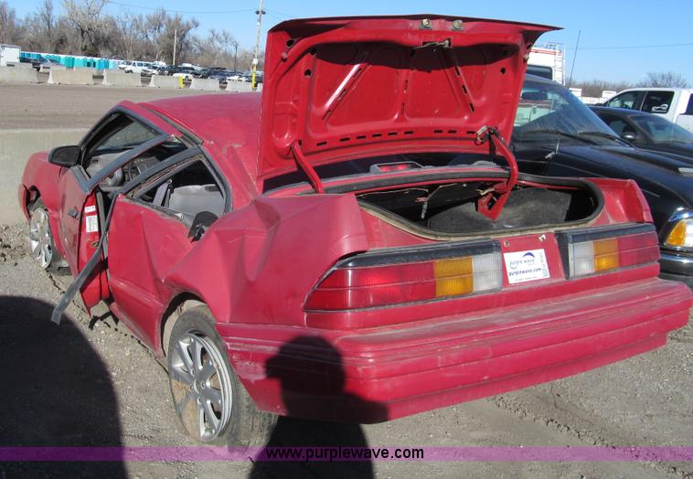 image for item G9501 1993 Ford Tempo GL