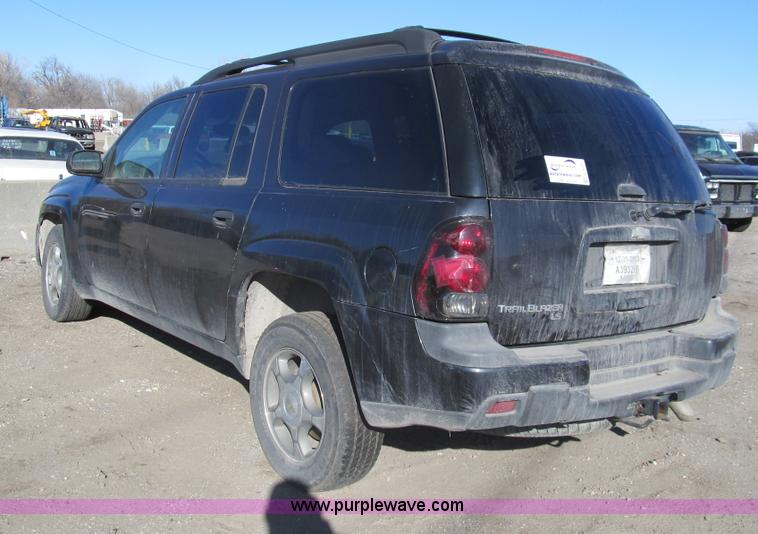 image for item G9503 2006 Chevrolet TrailerBlazer EXT LS SUV
