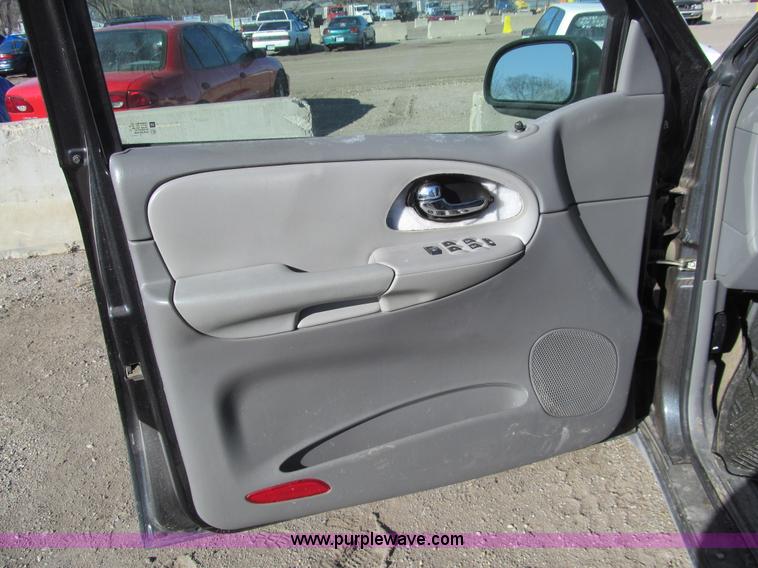 image for item G9503 2006 Chevrolet TrailerBlazer EXT LS SUV