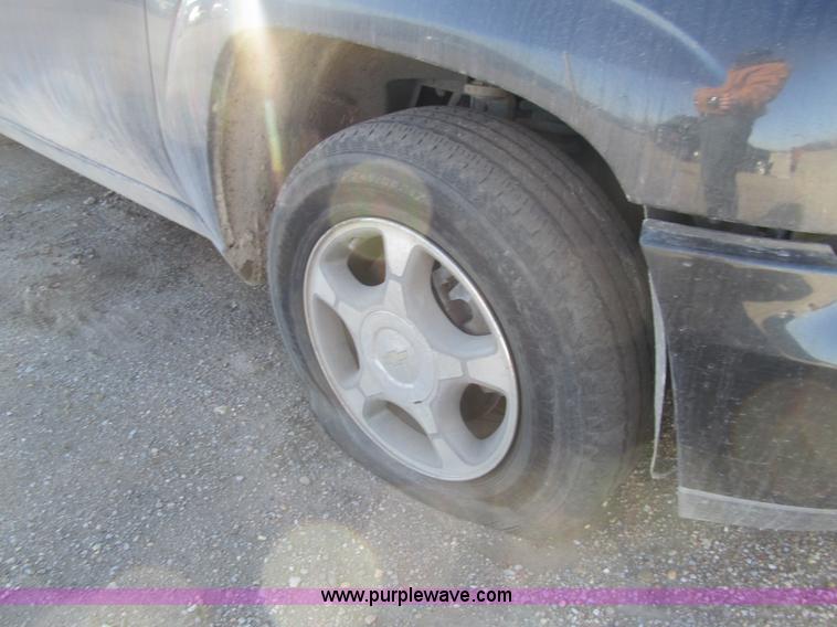 image for item G9503 2006 Chevrolet TrailerBlazer EXT LS SUV