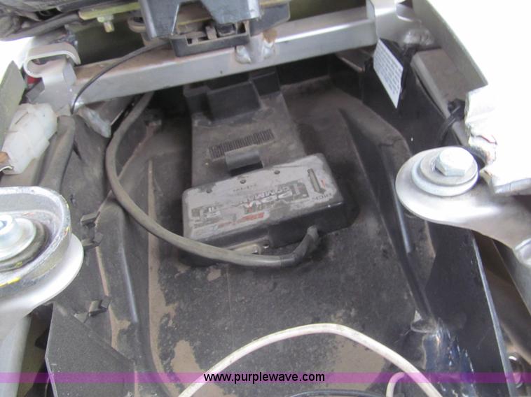 image for item G9504 2002 Suzuki GSX-R750 motorcycle