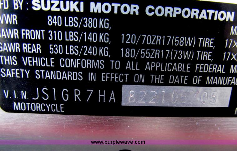 image for item G9504 2002 Suzuki GSX-R750 motorcycle
