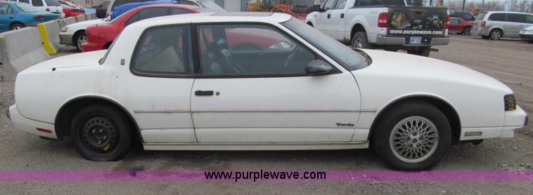 image for item G9506 1989 Oldsmobile Toronado Trofeo