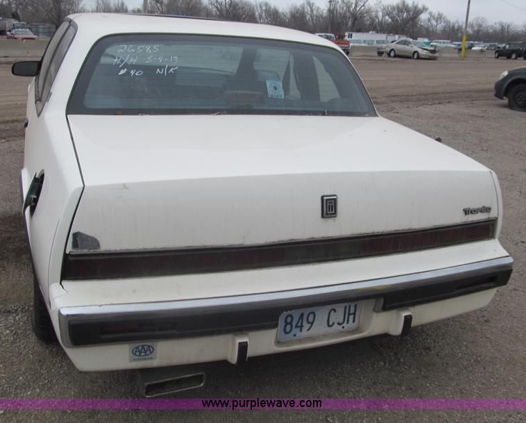 image for item G9506 1989 Oldsmobile Toronado Trofeo