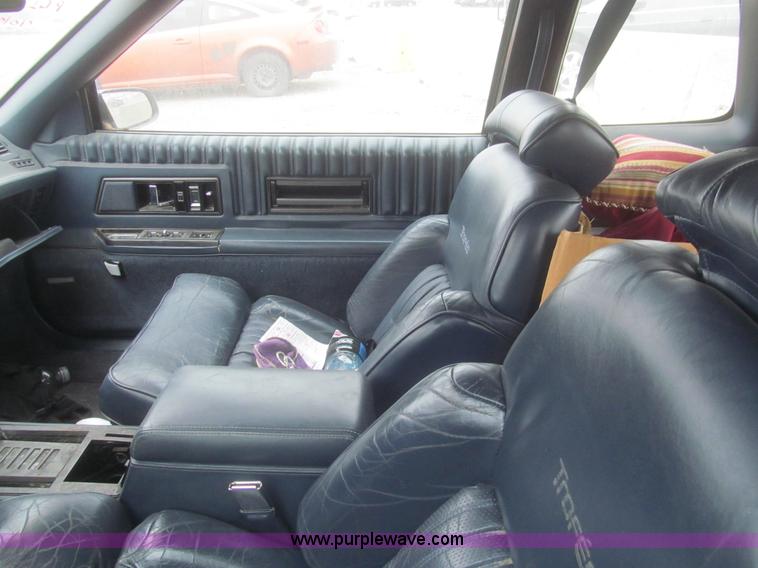 image for item G9506 1989 Oldsmobile Toronado Trofeo