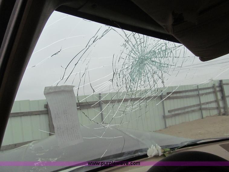 image for item G9508 1990 Ford F150 pickup truck