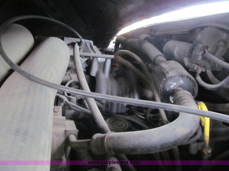 image for item G9508 1990 Ford F150 pickup truck