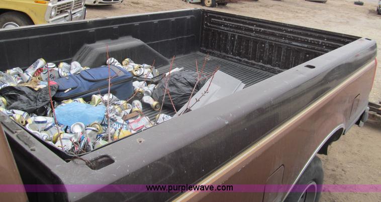 image for item G9508 1990 Ford F150 pickup truck