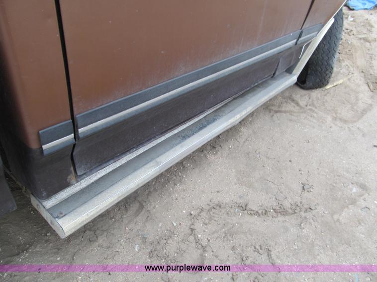 image for item G9508 1990 Ford F150 pickup truck