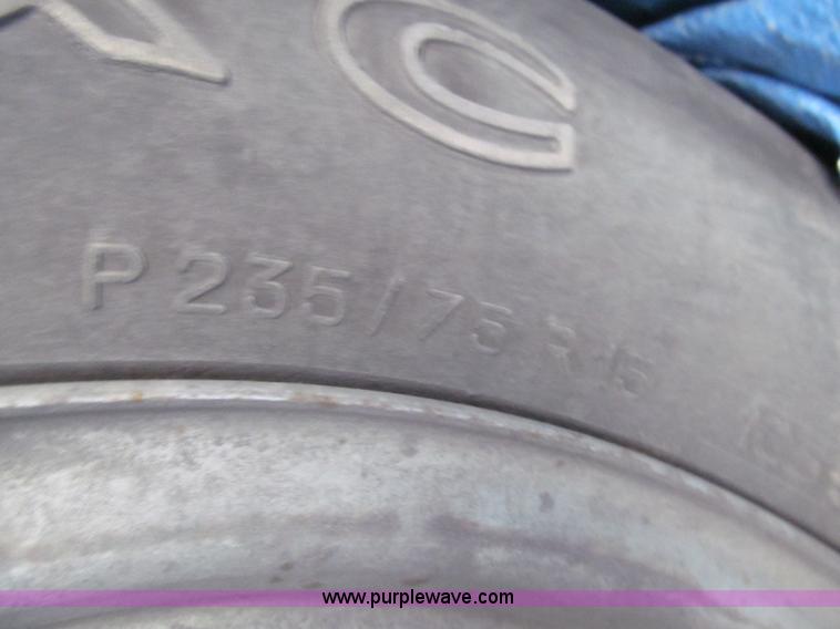 image for item G9508 1990 Ford F150 pickup truck