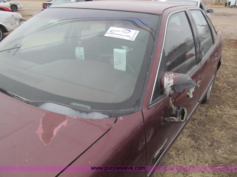 image for item G9509 1996 Buick Regal Custom