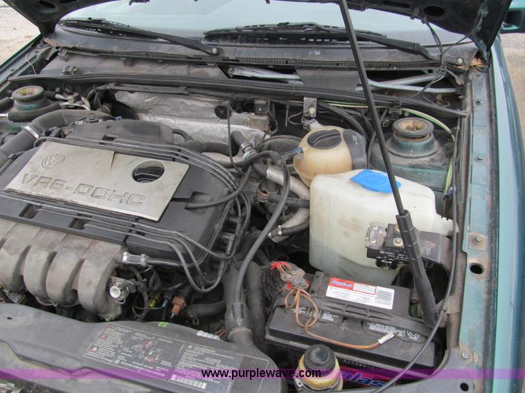 image for item G9512 1996 Volkswagen Passat GLX