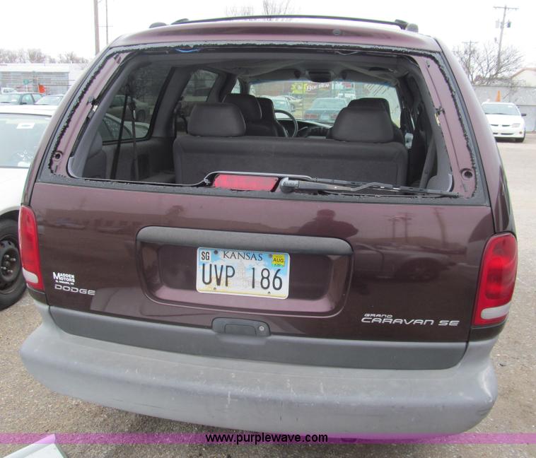 image for item G9513 1997 Dodge Grand Caravan SE van