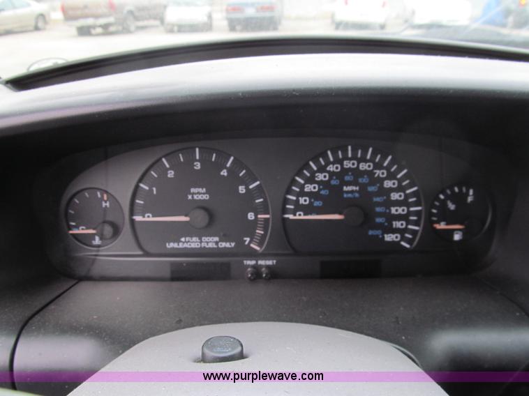 image for item G9513 1997 Dodge Grand Caravan SE van