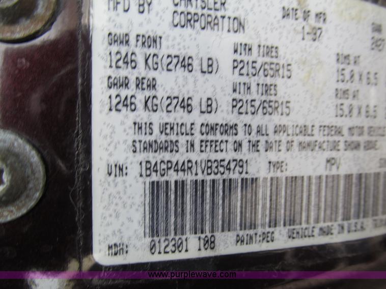 image for item G9513 1997 Dodge Grand Caravan SE van