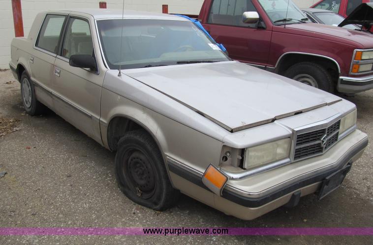 image for item G9515 1990 Dodge Dynasty