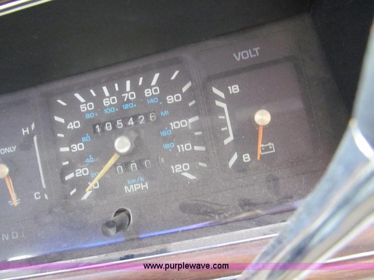 image for item G9515 1990 Dodge Dynasty