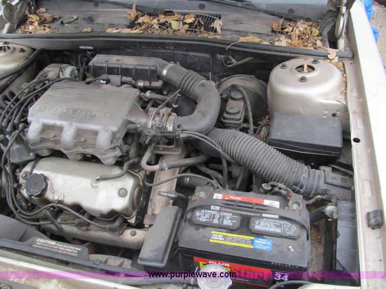 image for item G9515 1990 Dodge Dynasty