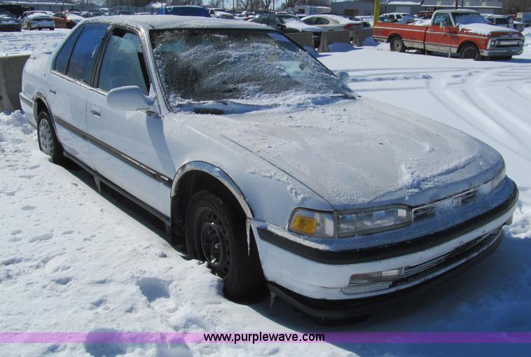 image for item G9537 1991 Honda Accord LX