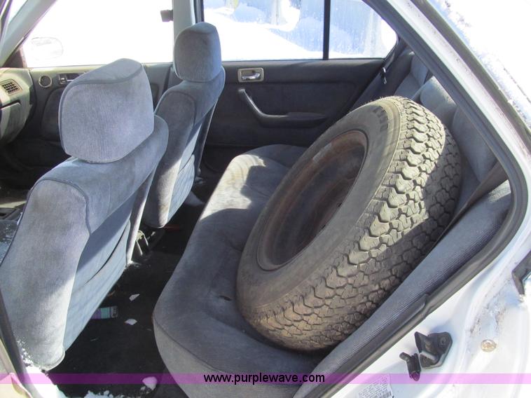 image for item G9537 1991 Honda Accord LX