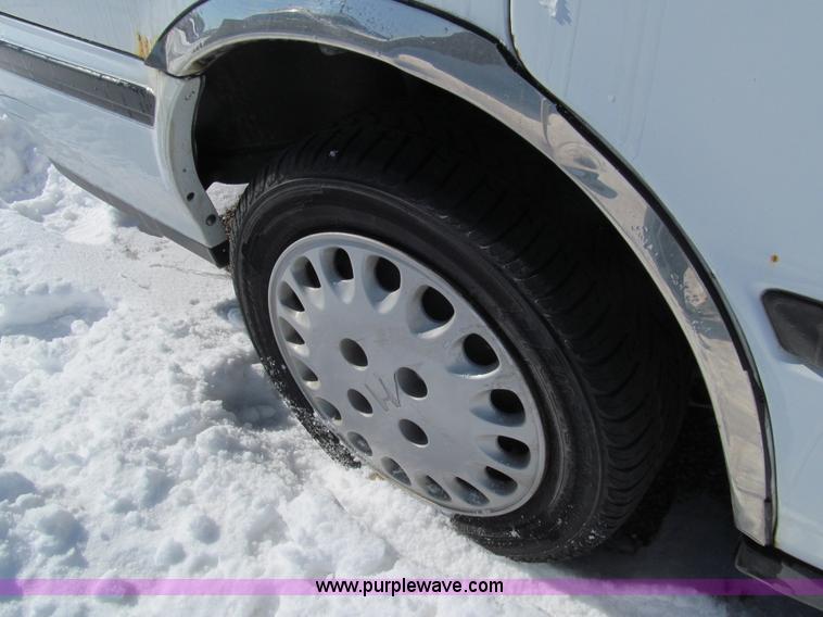 image for item G9537 1991 Honda Accord LX