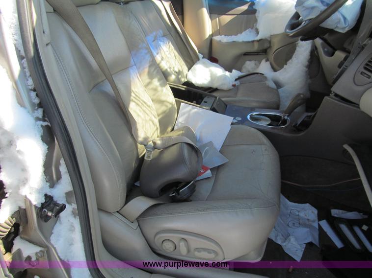 image for item G9539 2002 Oldsmobile Aurora