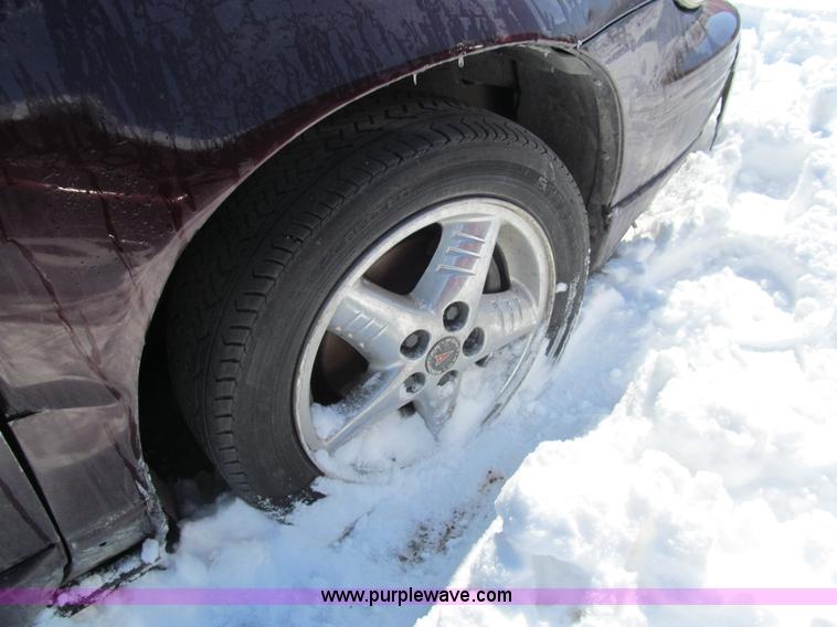 image for item G9540 2002 Pontiac Grand Prix GT