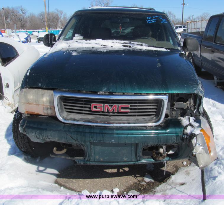 image for item G9542 1998 GMC Jimmy SL SUV