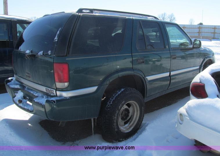 image for item G9542 1998 GMC Jimmy SL SUV