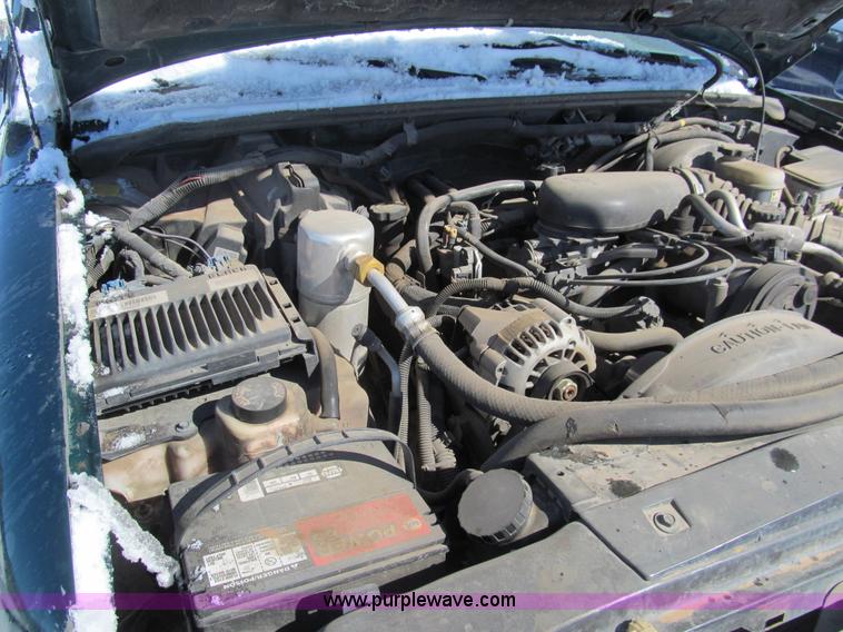 image for item G9542 1998 GMC Jimmy SL SUV