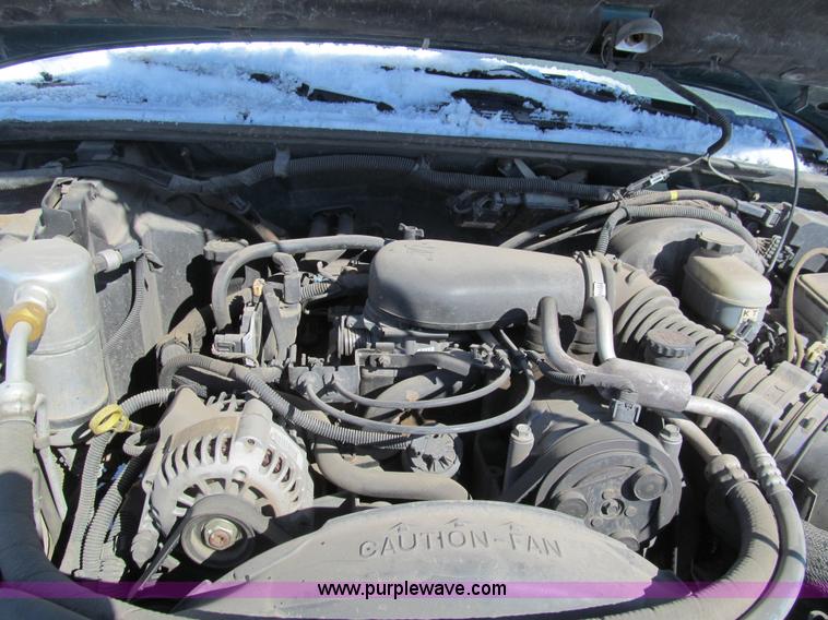 image for item G9542 1998 GMC Jimmy SL SUV