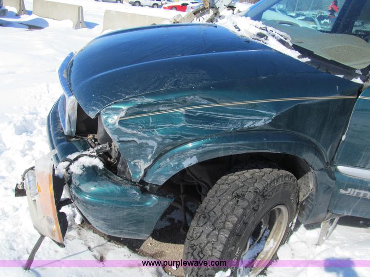 image for item G9542 1998 GMC Jimmy SL SUV