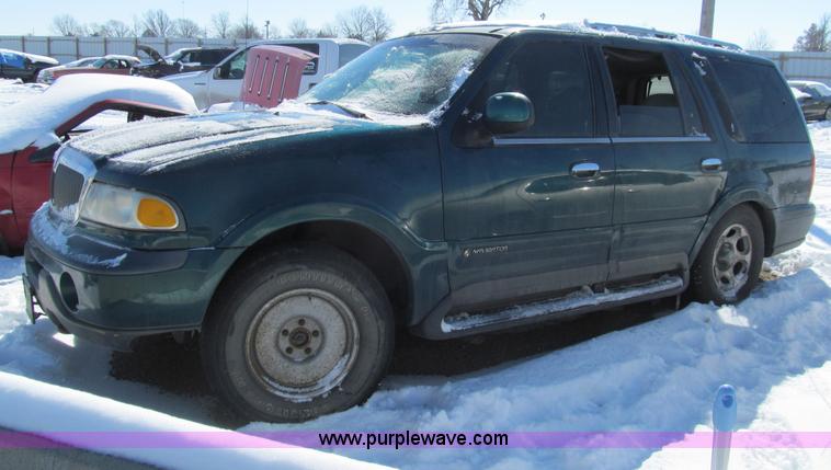image for item G9543 1998 Lincoln Navigator SUV