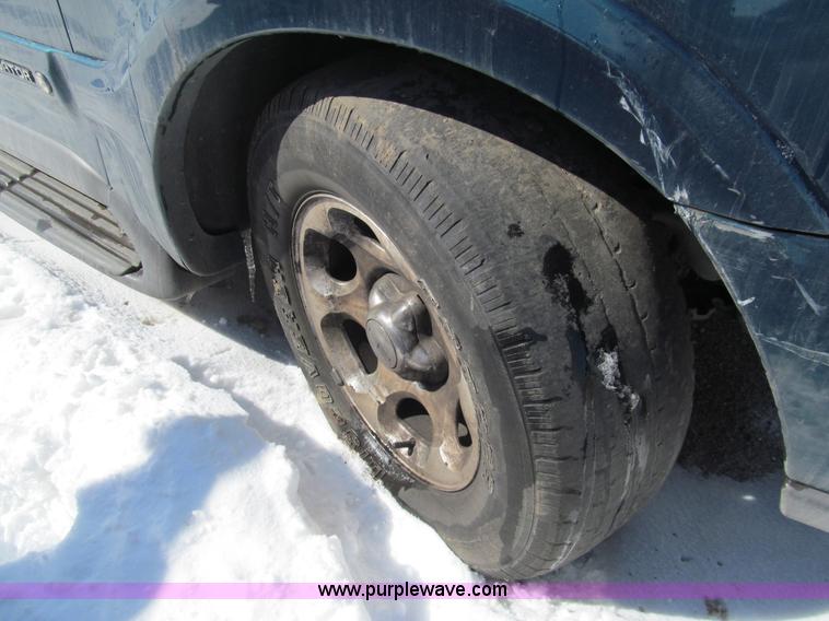 image for item G9543 1998 Lincoln Navigator SUV