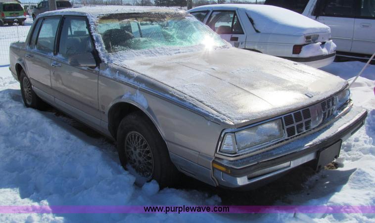 image for item G9544 1989 Oldsmobile Ninety Eight Regency Brougham