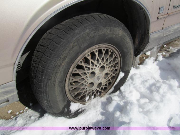 image for item G9544 1989 Oldsmobile Ninety Eight Regency Brougham